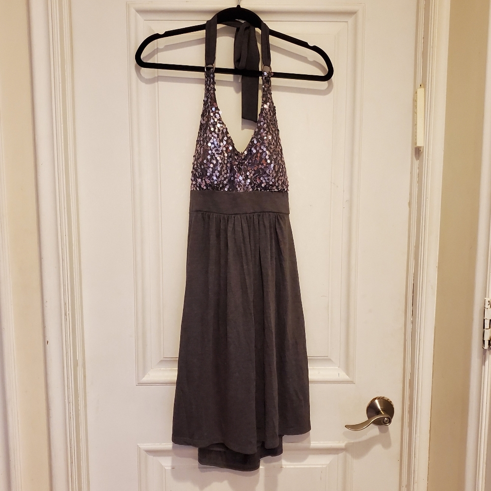 Wrapper gray dress